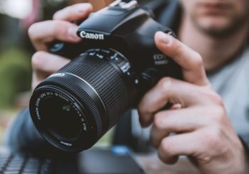 What to Consider When Buying a DSLR Camera